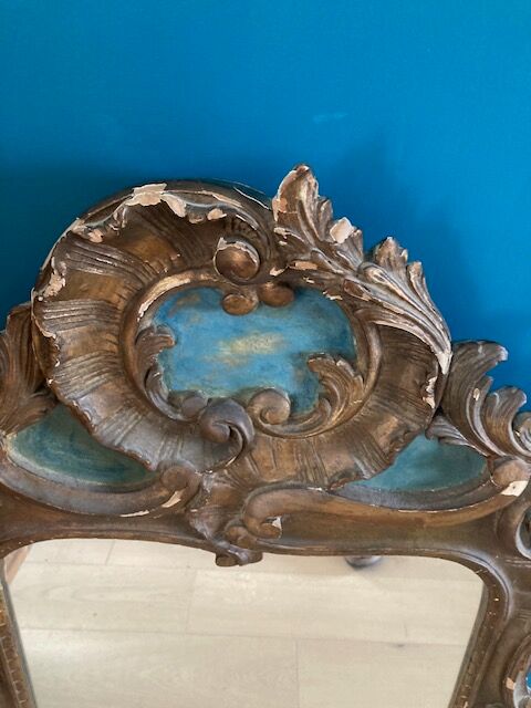 Rocaille style mirror