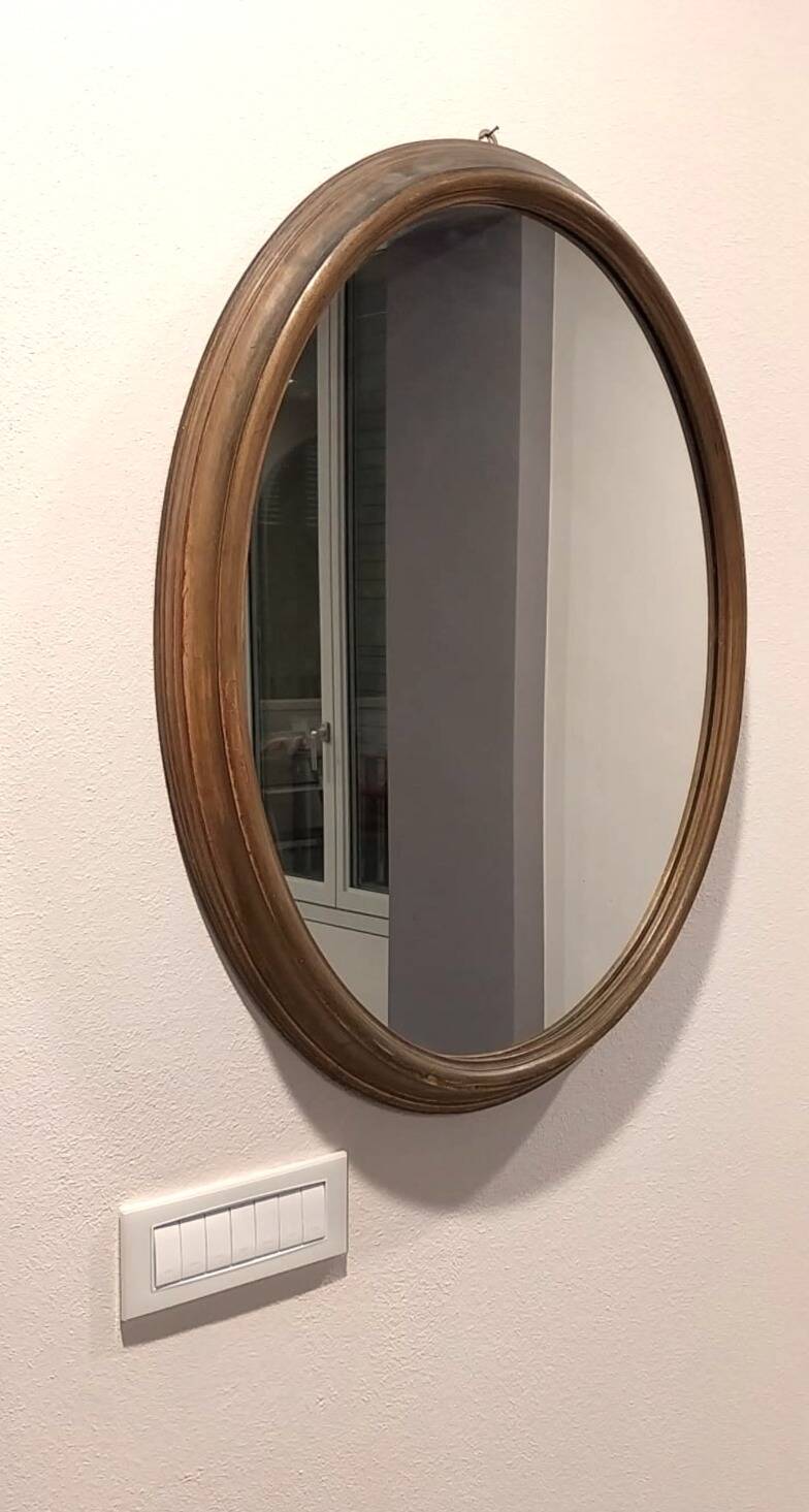 Vintage Oval Gold Mirror 80 cm – Elegant Wide Frame