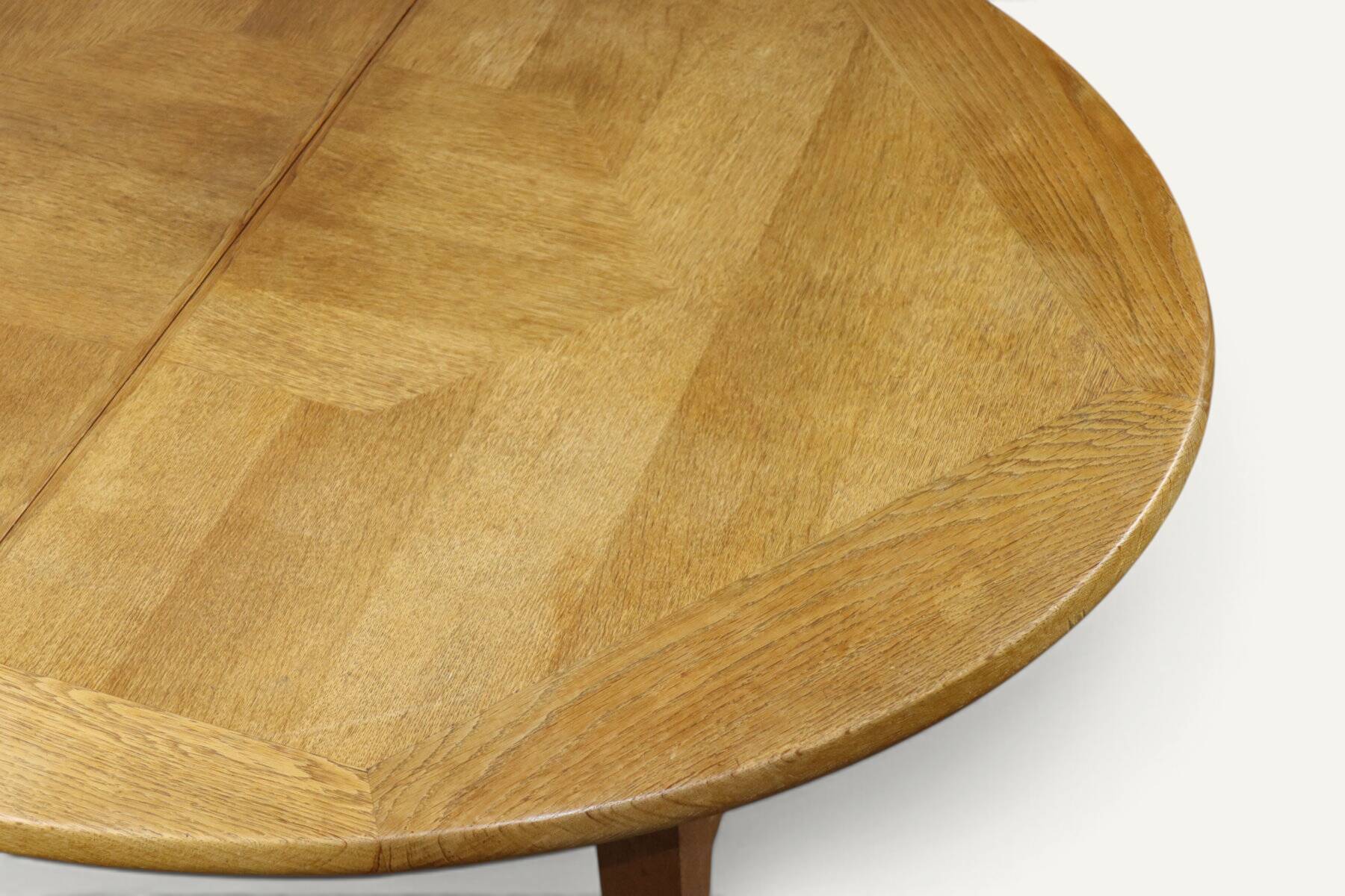 Extendable dining table in oak by Guillerme and Chambron - 1960s