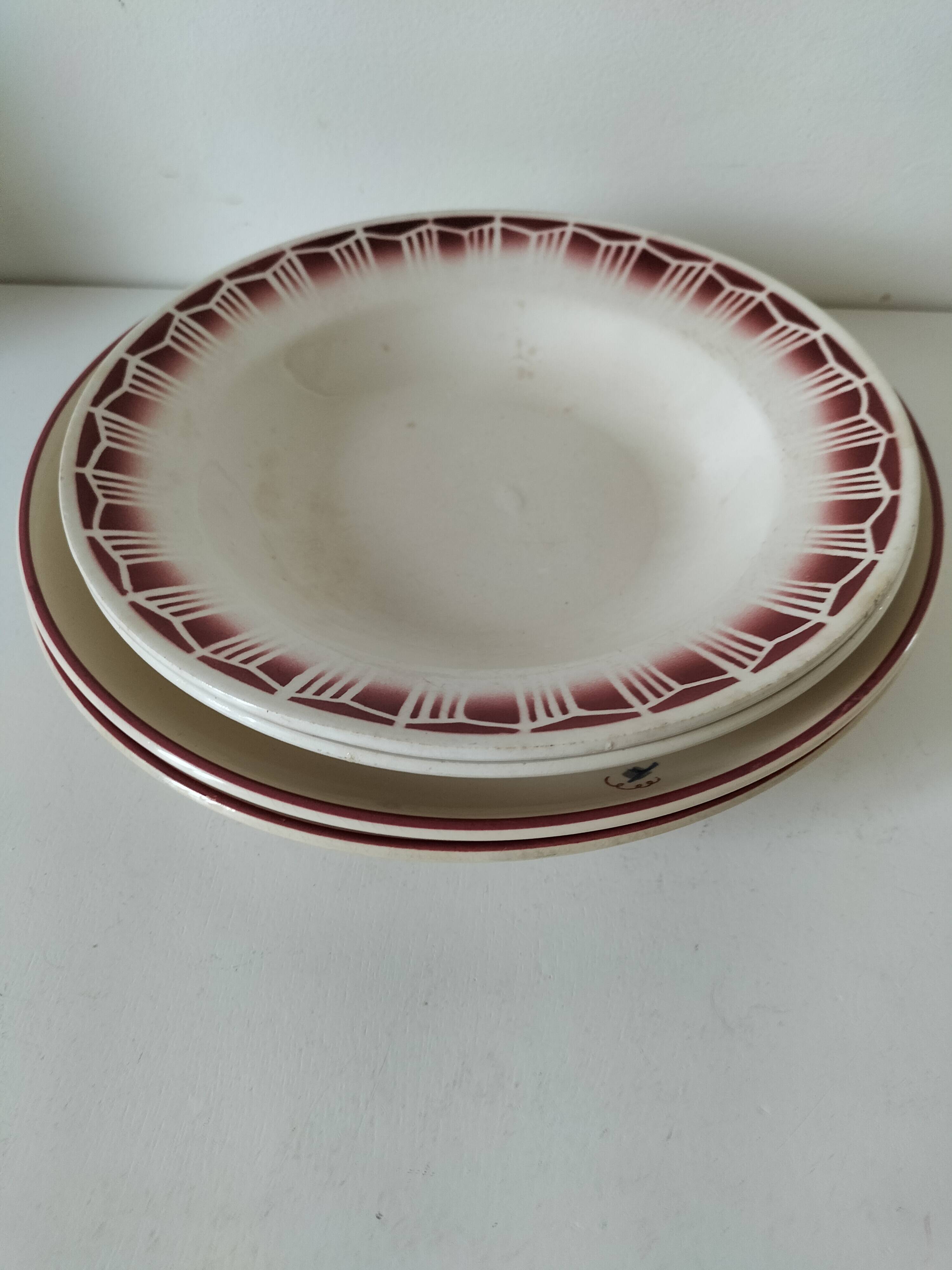 4 antique deep plates Céranord St Amand and Grand Dépôt E. Bourgeois