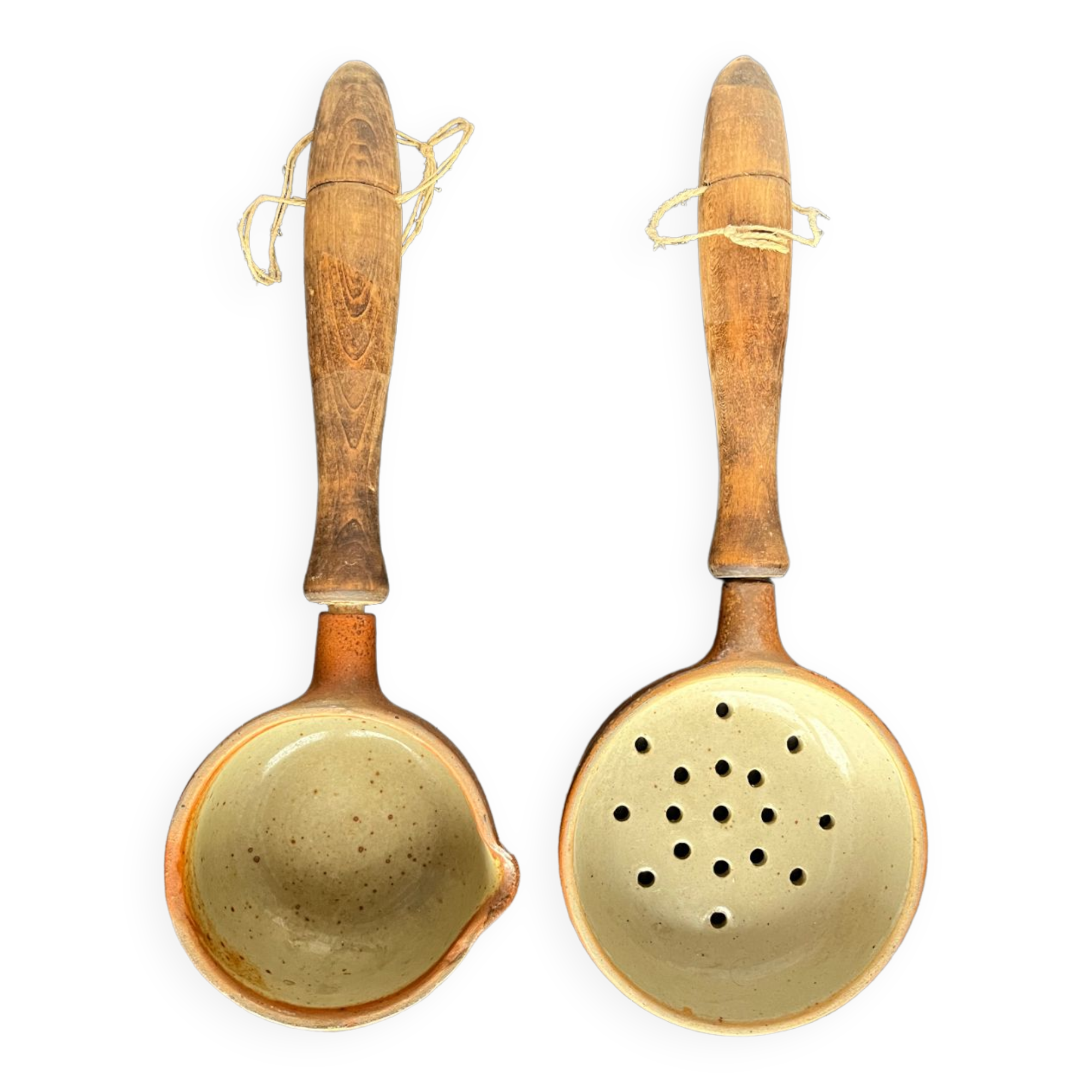 Ladle and sandstone strainer