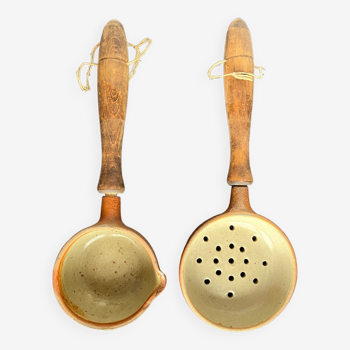 Ladle and sandstone strainer