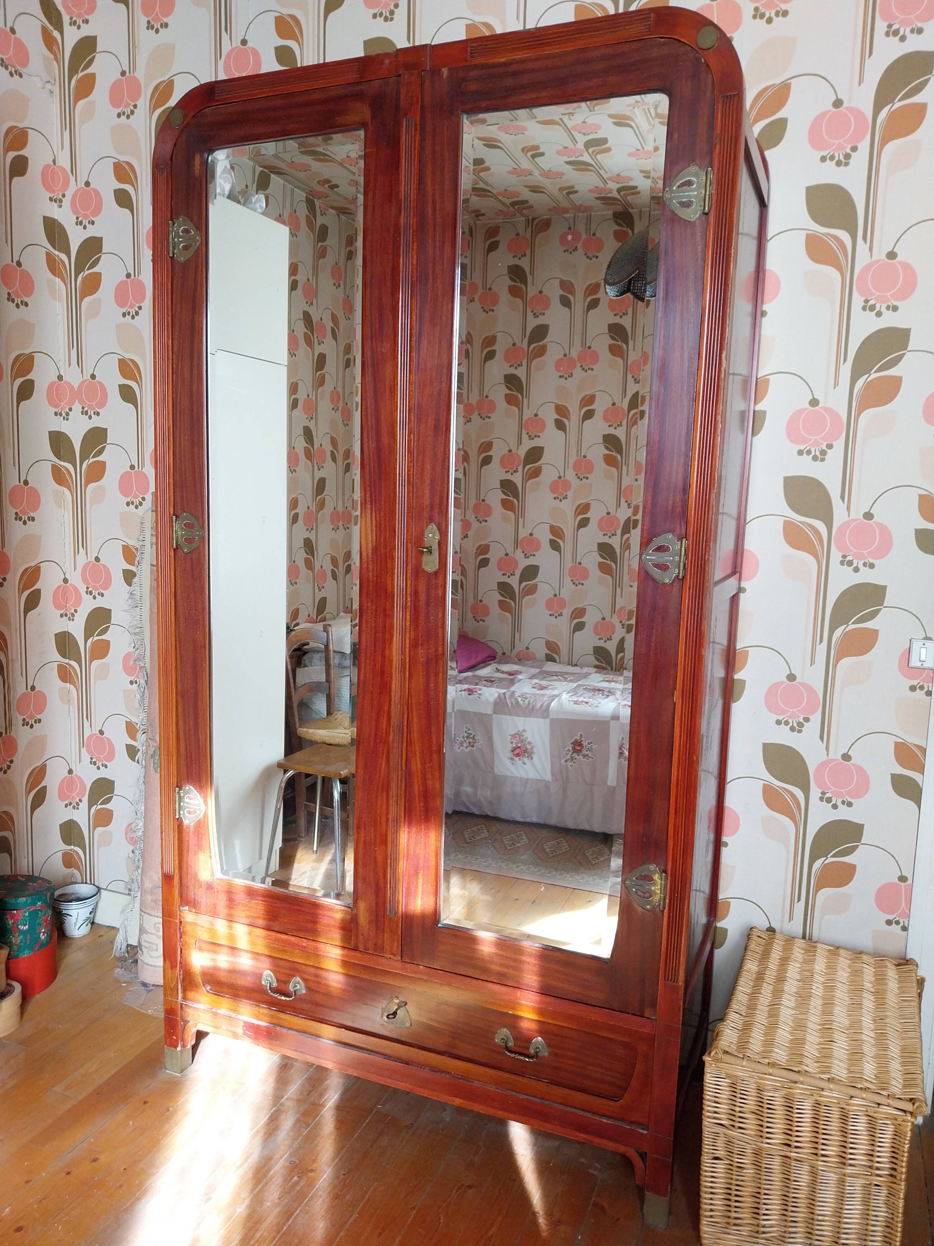 Art Nouveau wardrobe 1914 - signed Thonet