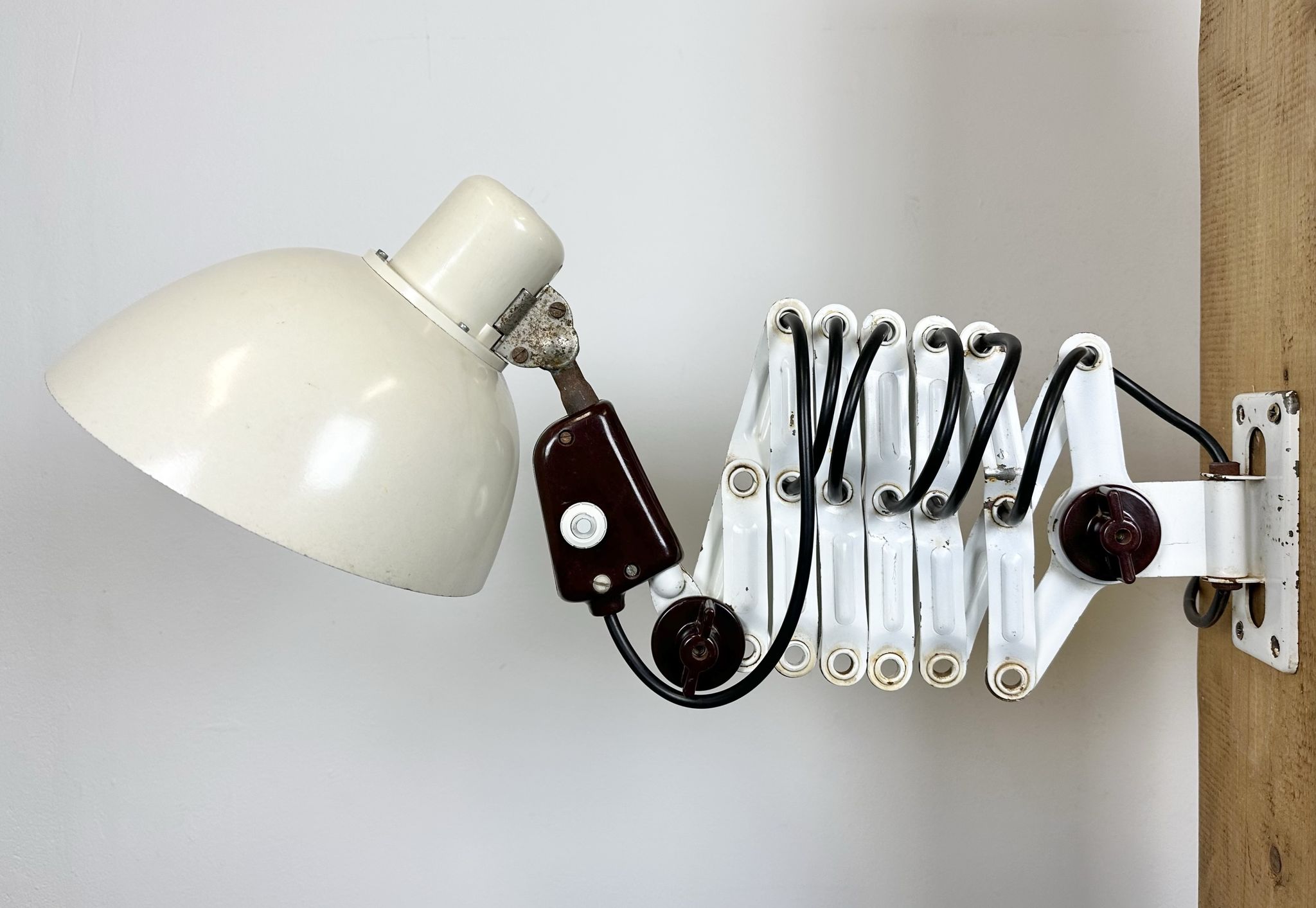 Industrial East German Scissor Lamp from VEB Zweckleuchtenbau Dresden, 1950s