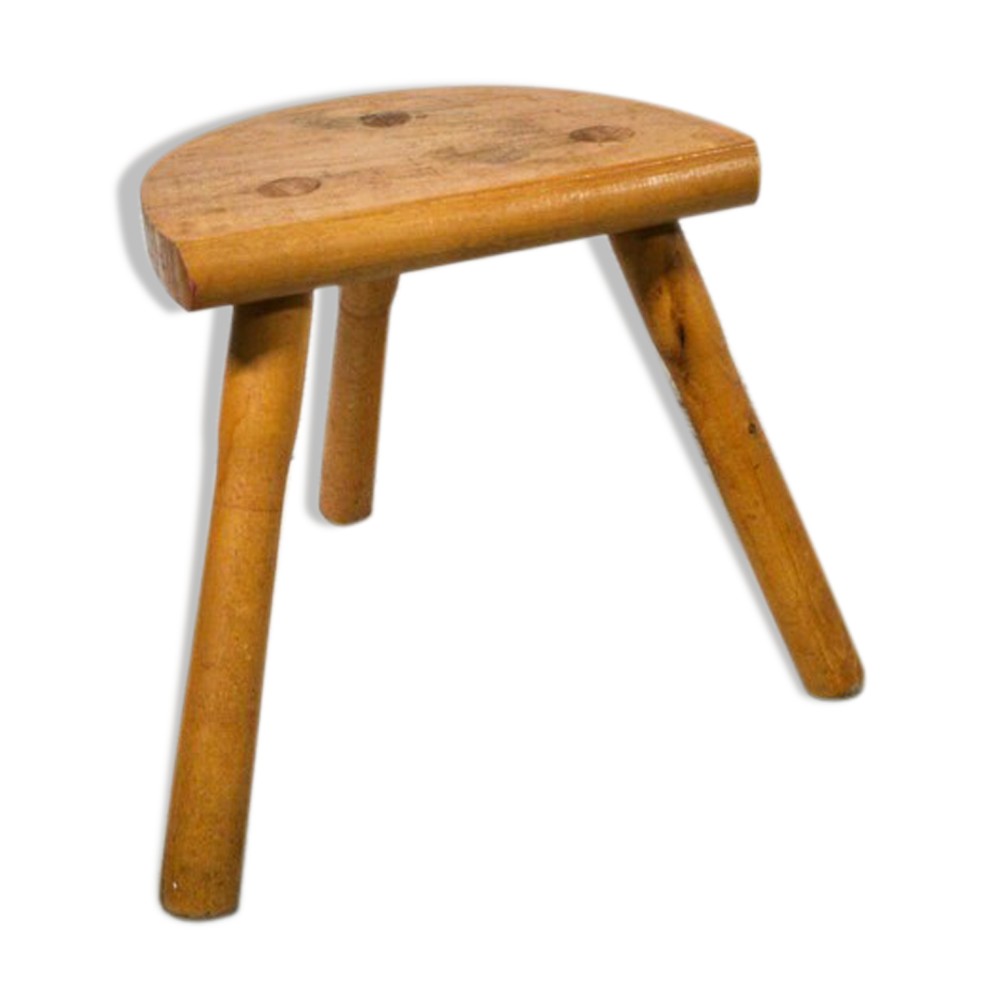 Tripod farm stool
