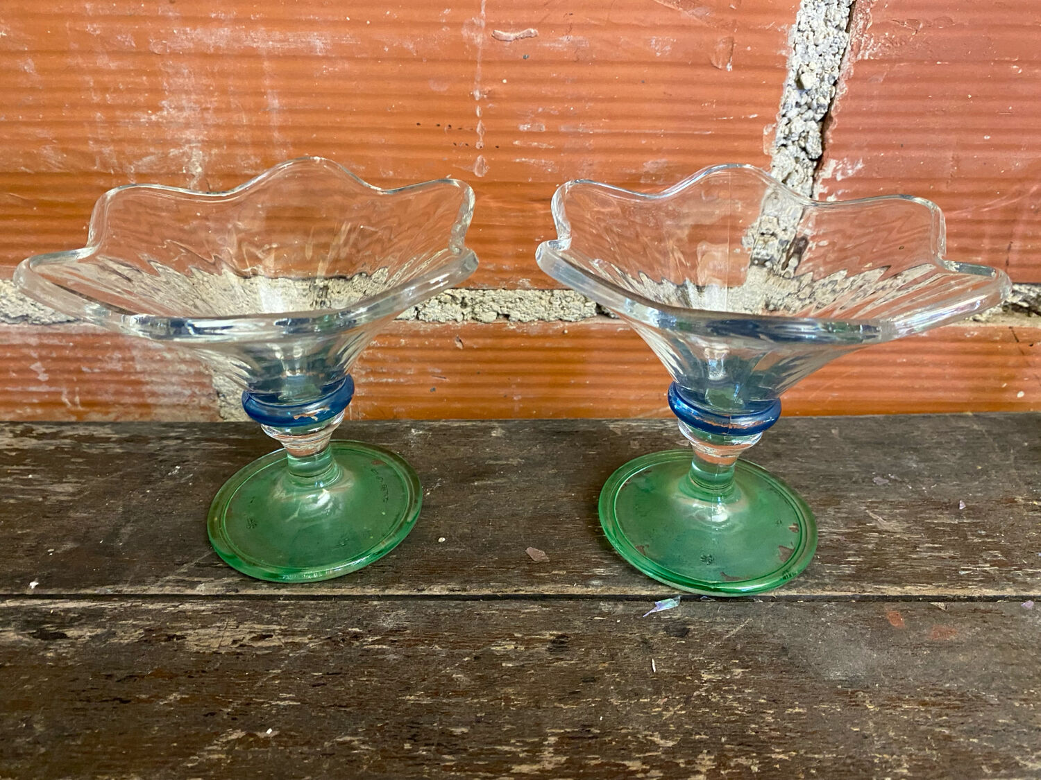 Set of 6 Ice Cream Bowls Design LA ROCHERE Coloured Glass France #D848