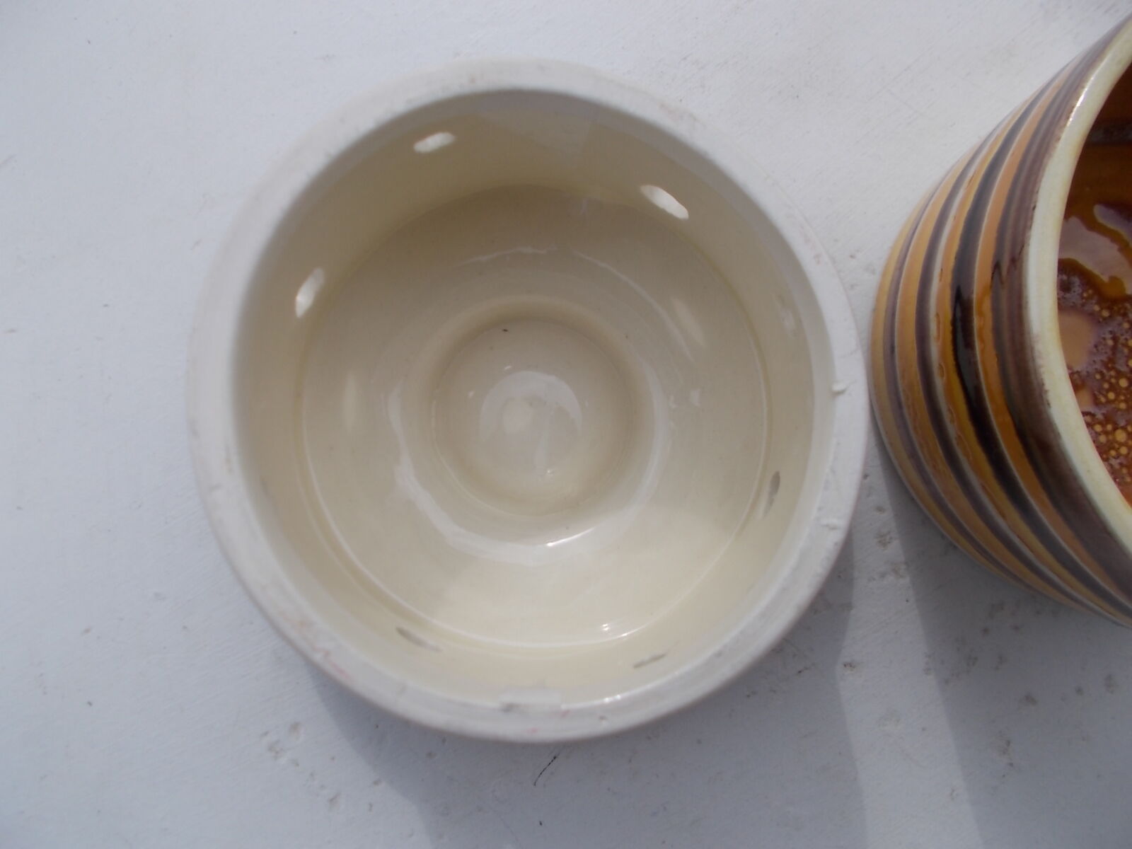 butter maker in faience