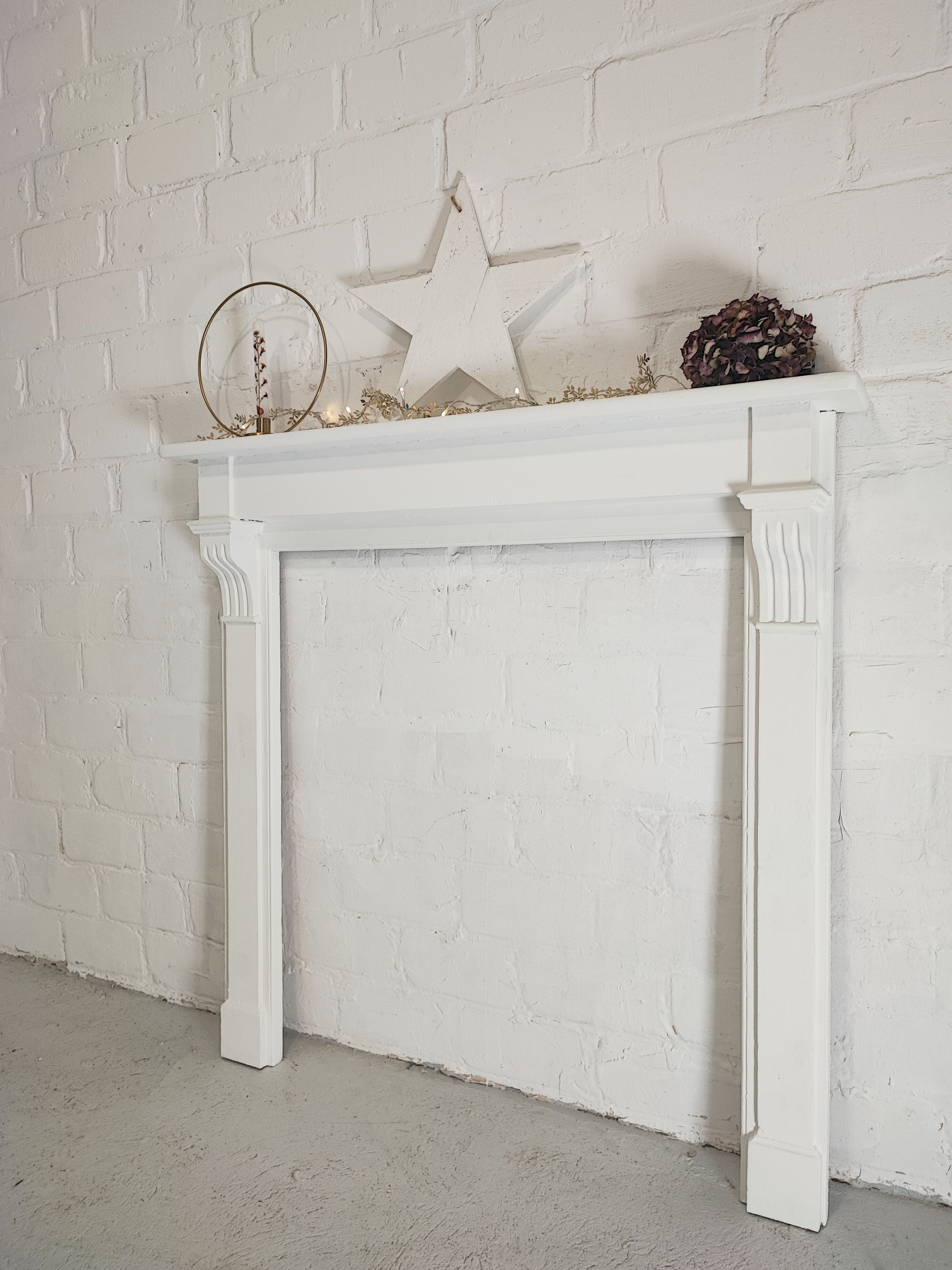 White fireplace mantle