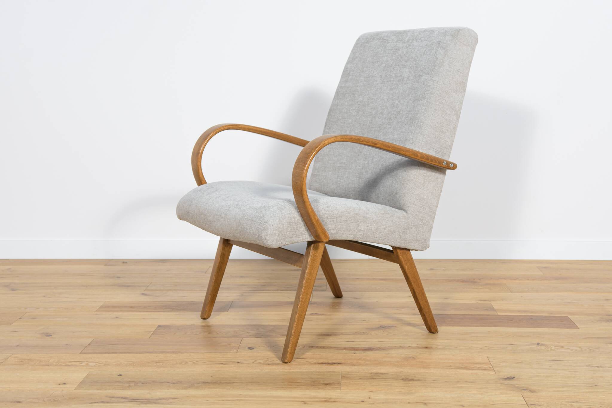 Fauteuils Modèle 53 par Jaroslav Smidek pour Ton, 1960s, Set de 2