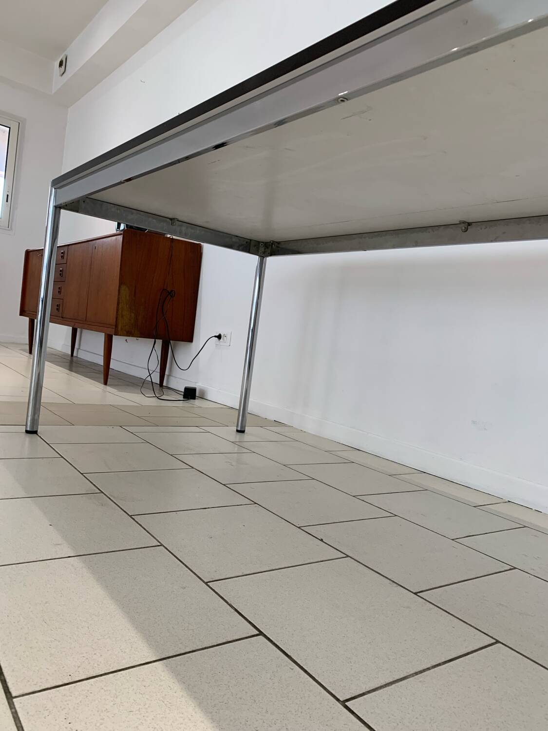 Table USM Haller Design