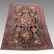 Antique Iranian oriental rug Bakhtiar Faradombeh: 3.37 X 2.13 meters. Early 20th century circa 1920/30