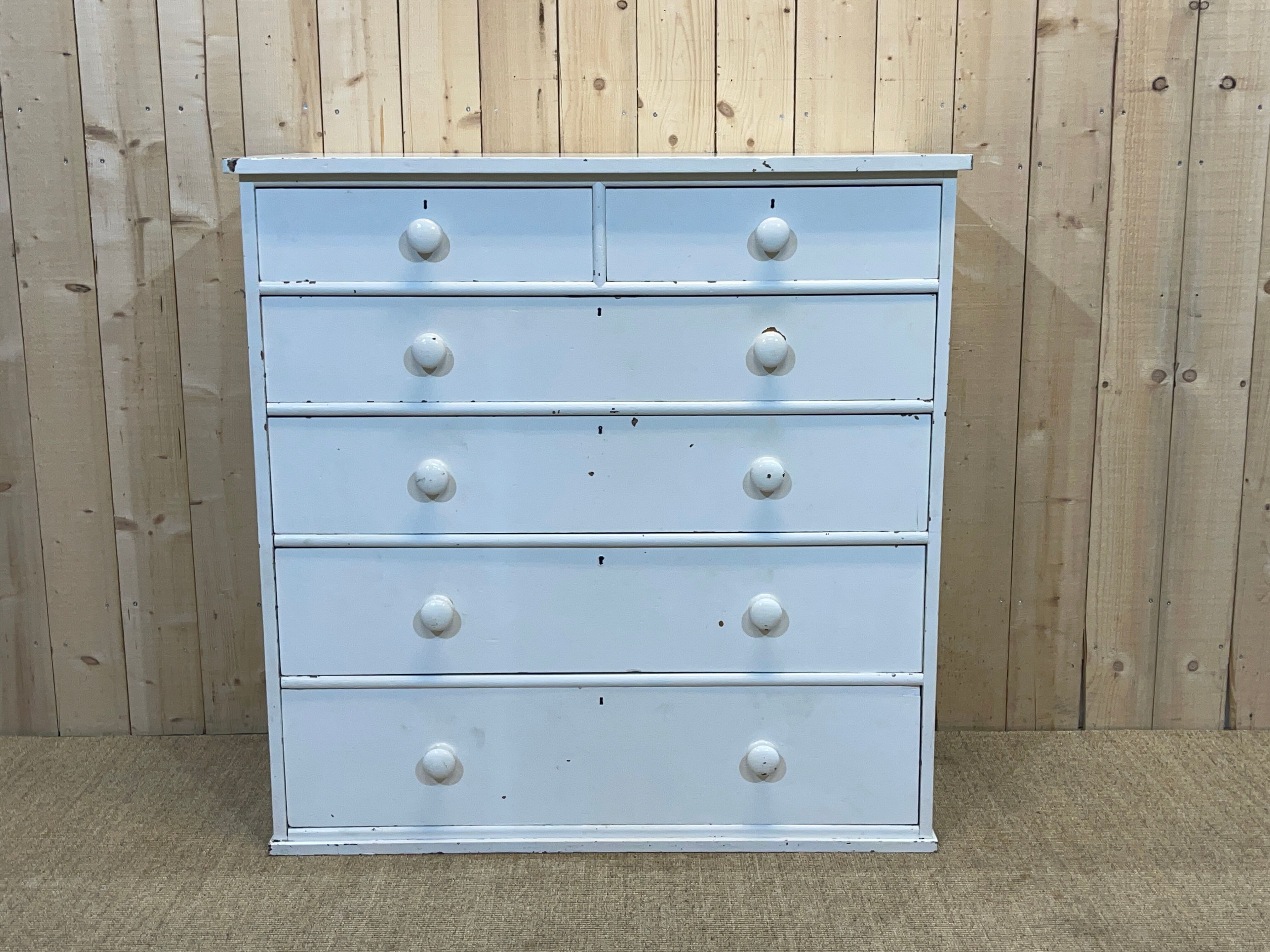 Victorian chest of drawers nineteenth in ash