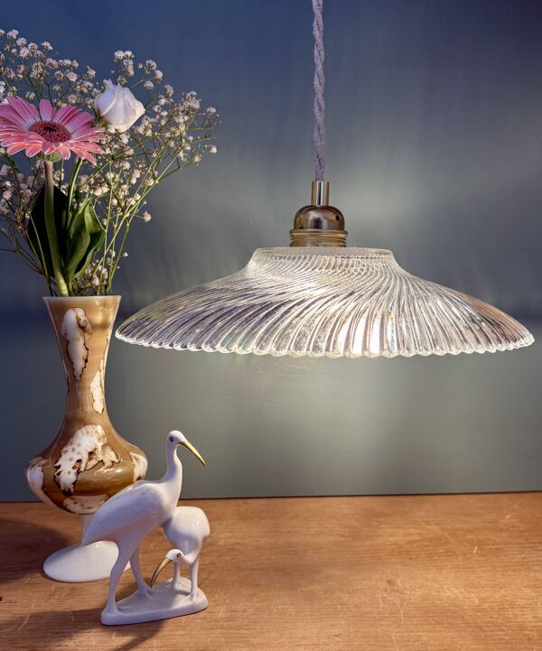 Suspension abat-jour vintage en verre moulé strié - collection vaisselle -