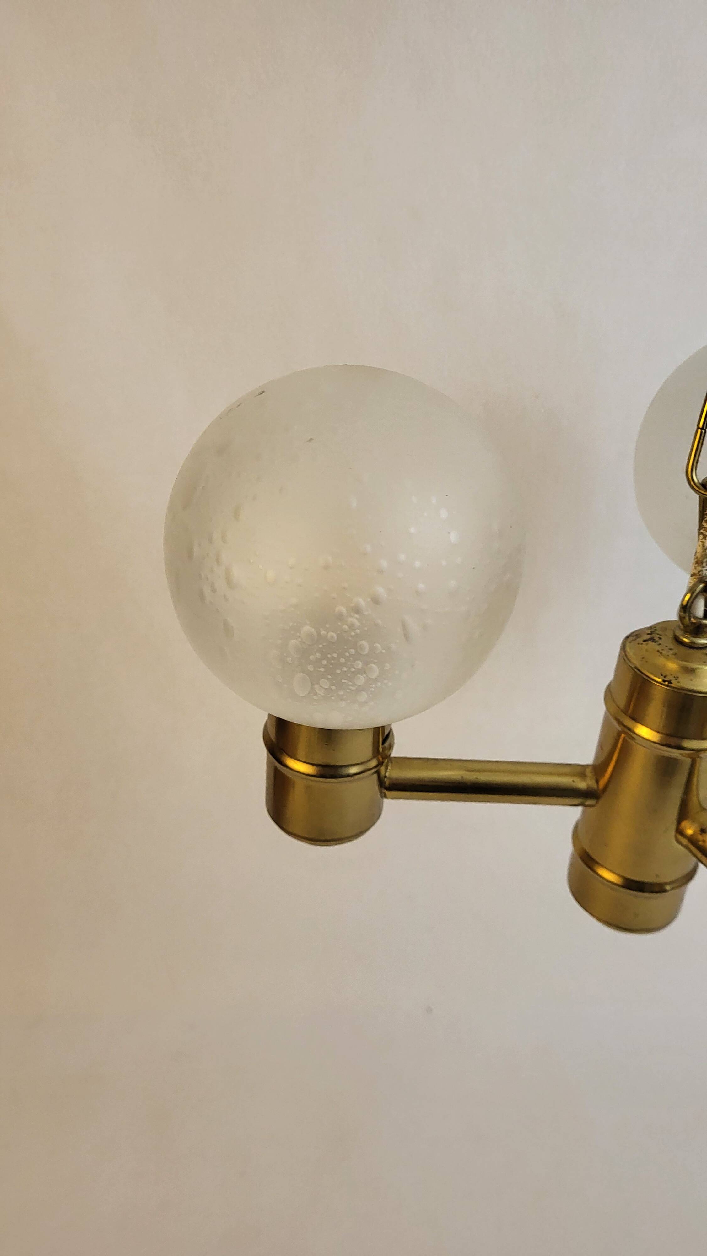 Suspension 3 arms of light