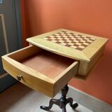 Sycamore and mahogany chess game box