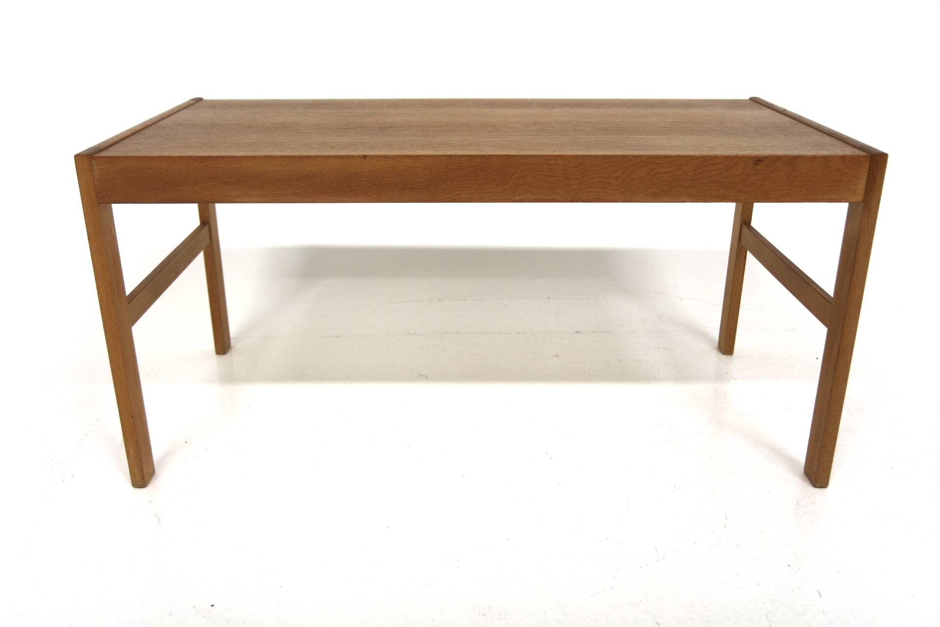 Scandinavian coffee table, Bertil Fridhagen for Bodafors, Sweden, 1960.