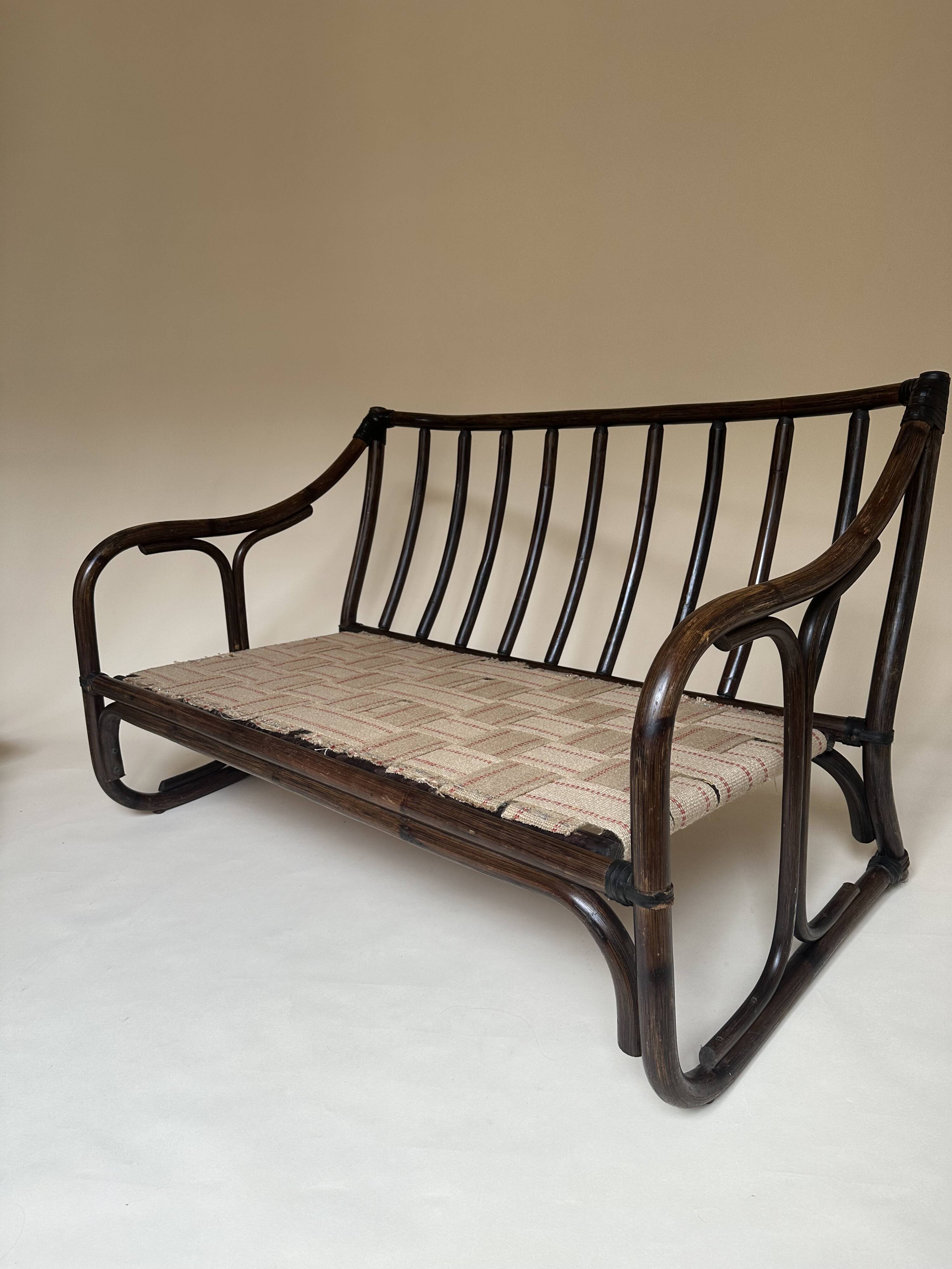 Two-seater rattan bench
