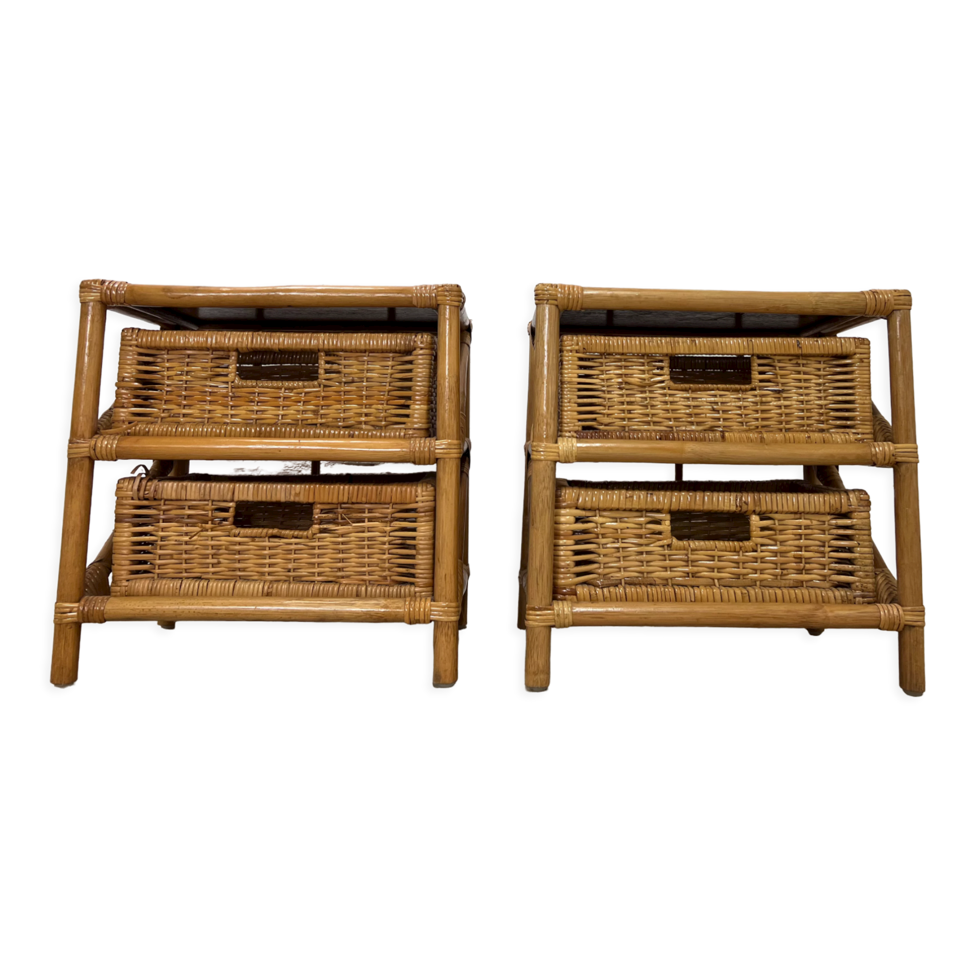 Set of 2 vintage wicker dressers / bedside tables