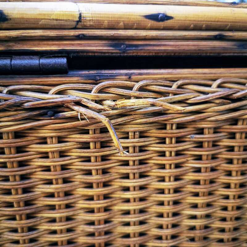 Wicker bench box
