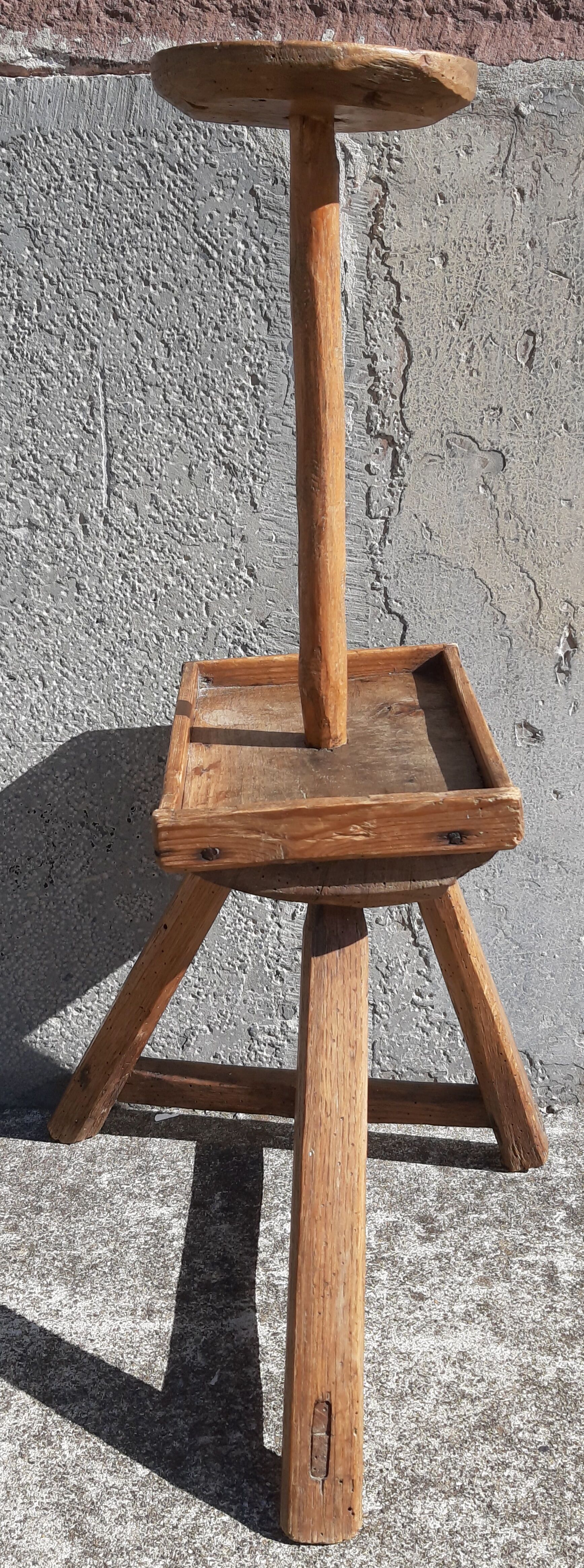 Wooden tripod