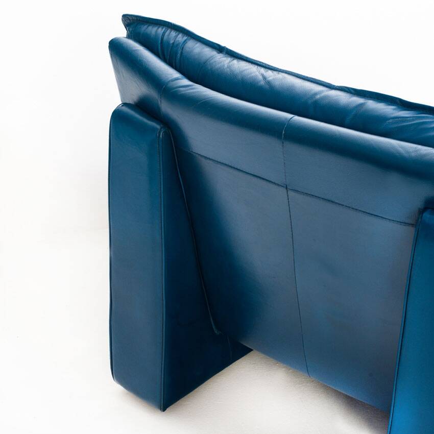Vintage blue leather armchair and pouf by Nicoletti Salotti - Italy 80s