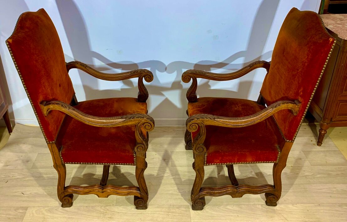 Two armchairs Louis XIV style, trim to restore