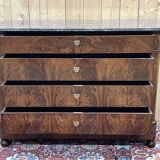 19th century Restoration chest of drawers in mahogany and marble top