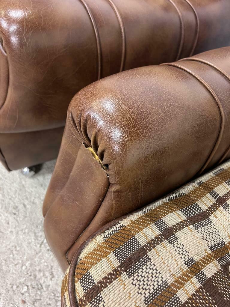 set of 2 vintage armchairs / single seats / armchairs