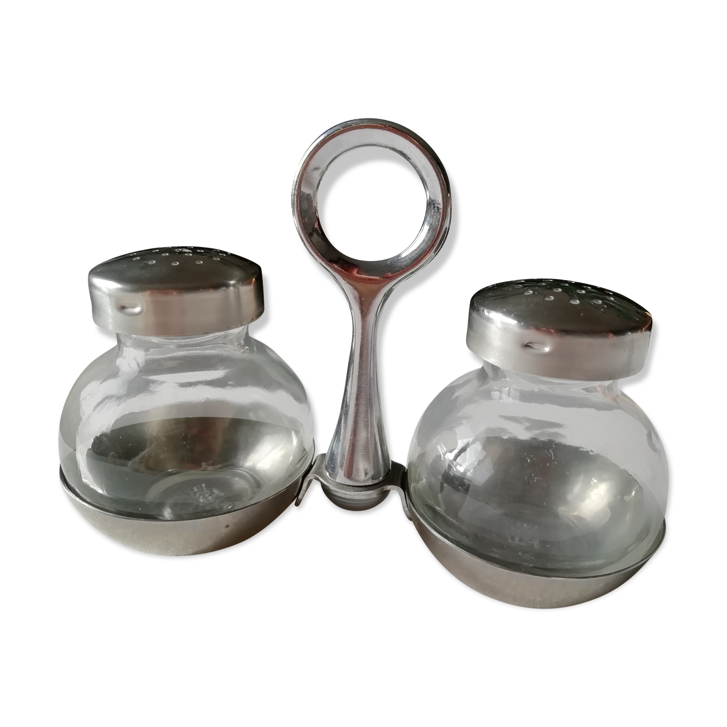 Pepper shaker