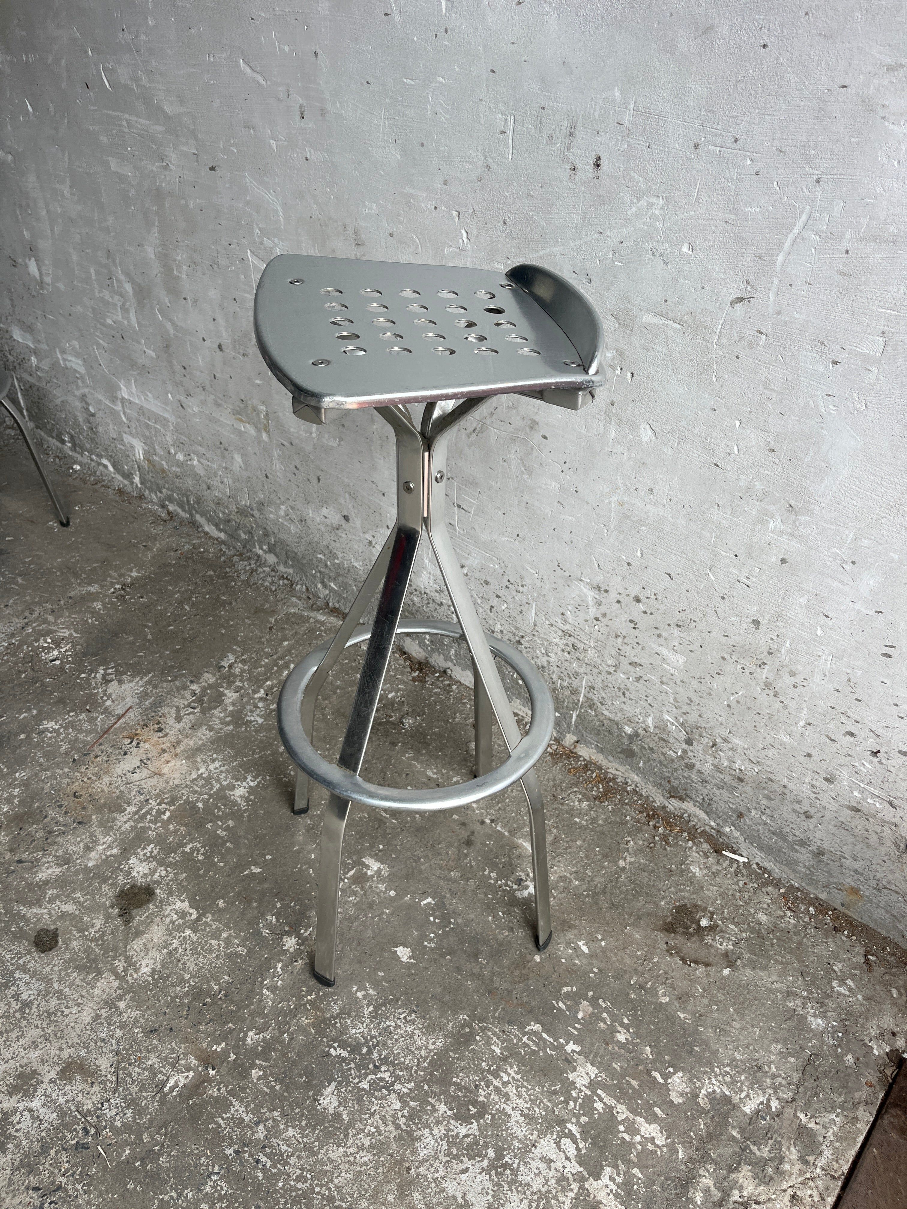 Industrial aluminium bar stools – set of 6