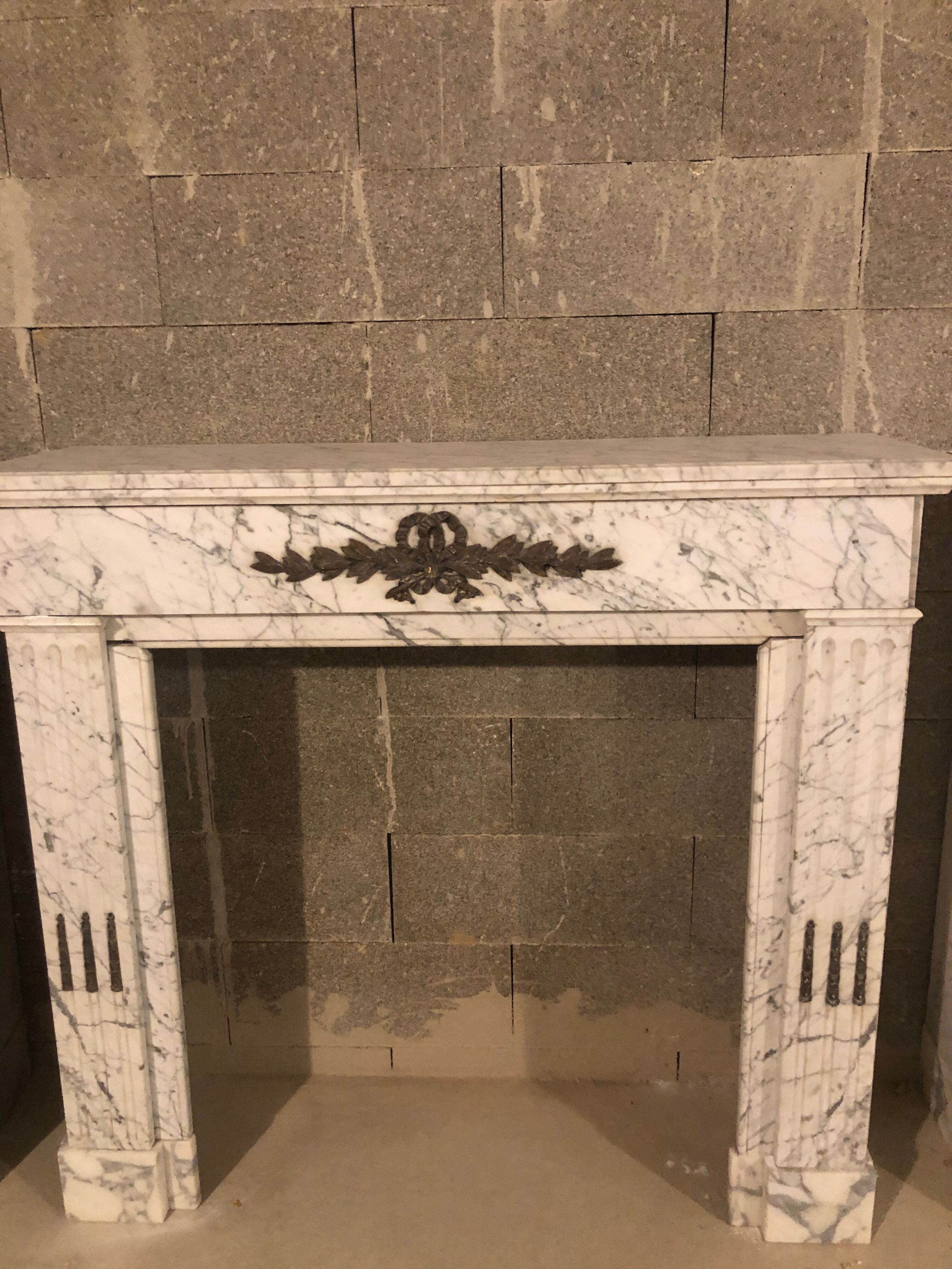 Fireplace louis xvi