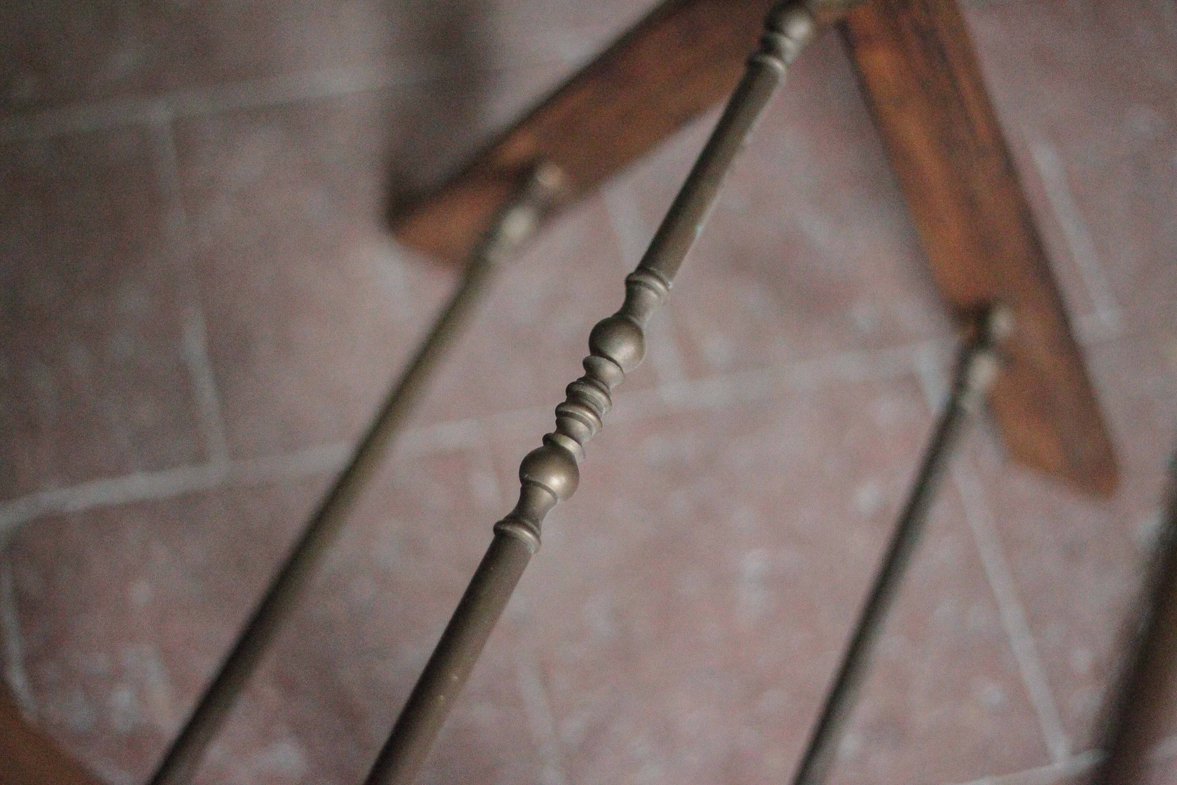 Small folding coffee table with a wooden top and brass in the Napoléon III style.
