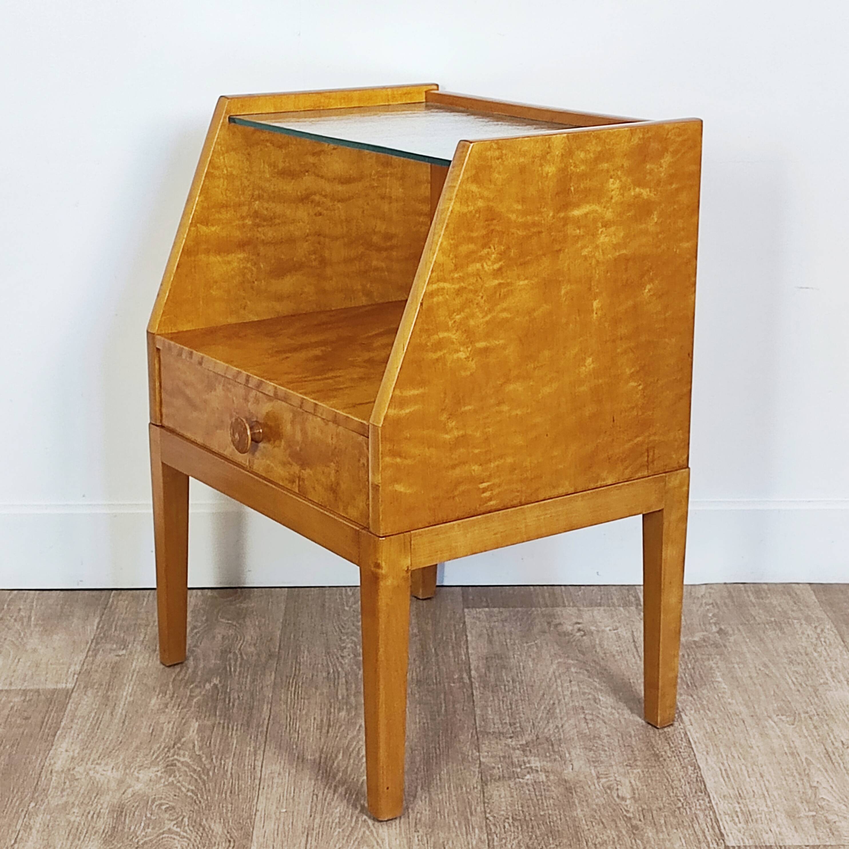 Pair of bedside tables