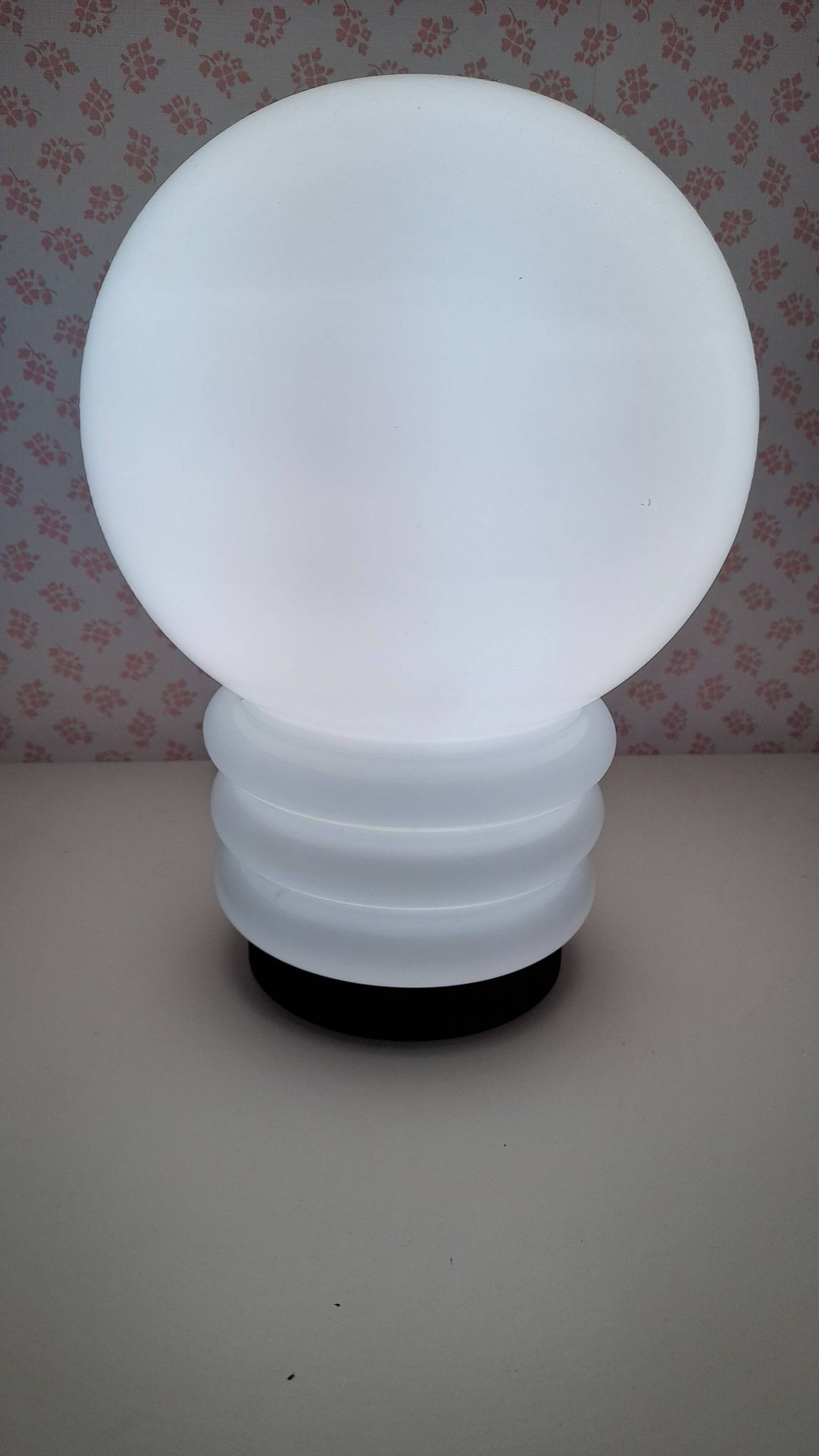 Vintage 70s opaline lamp, bulb style