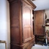 Armoire de château Regence