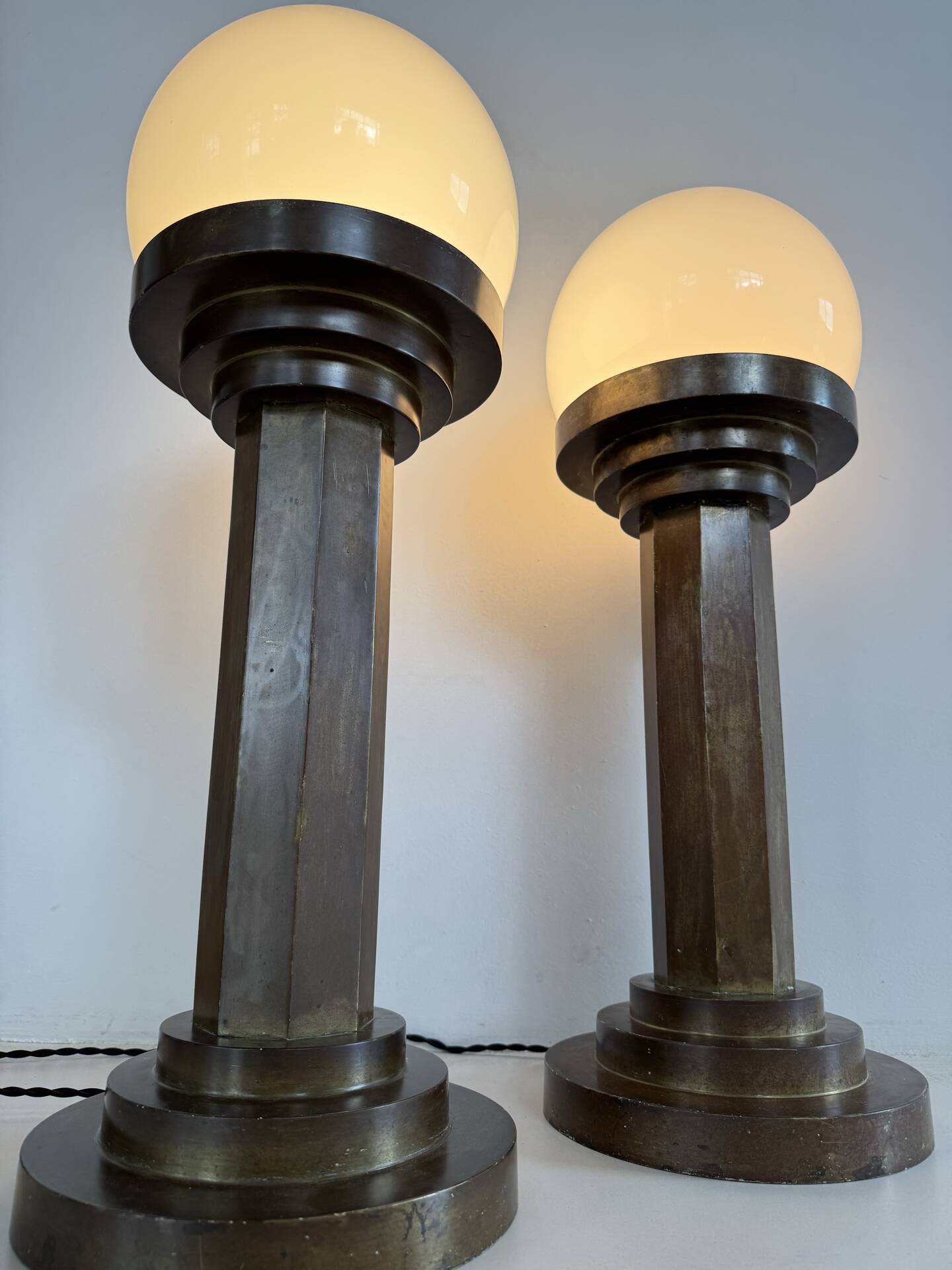 Lampes colonnes bronze Art Déco