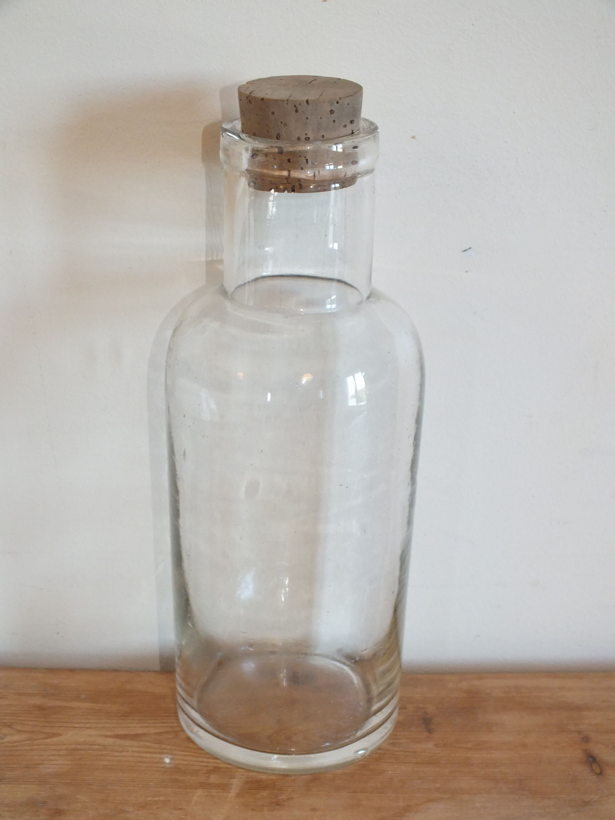 Glass pharmacy bottle or bottle - laboratory, apothecary