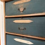 Notary desk with blue flaps, also known as a card index.