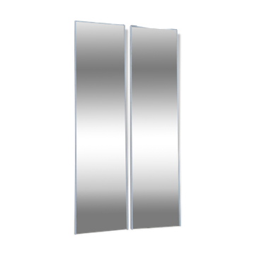 2 mirror doors
