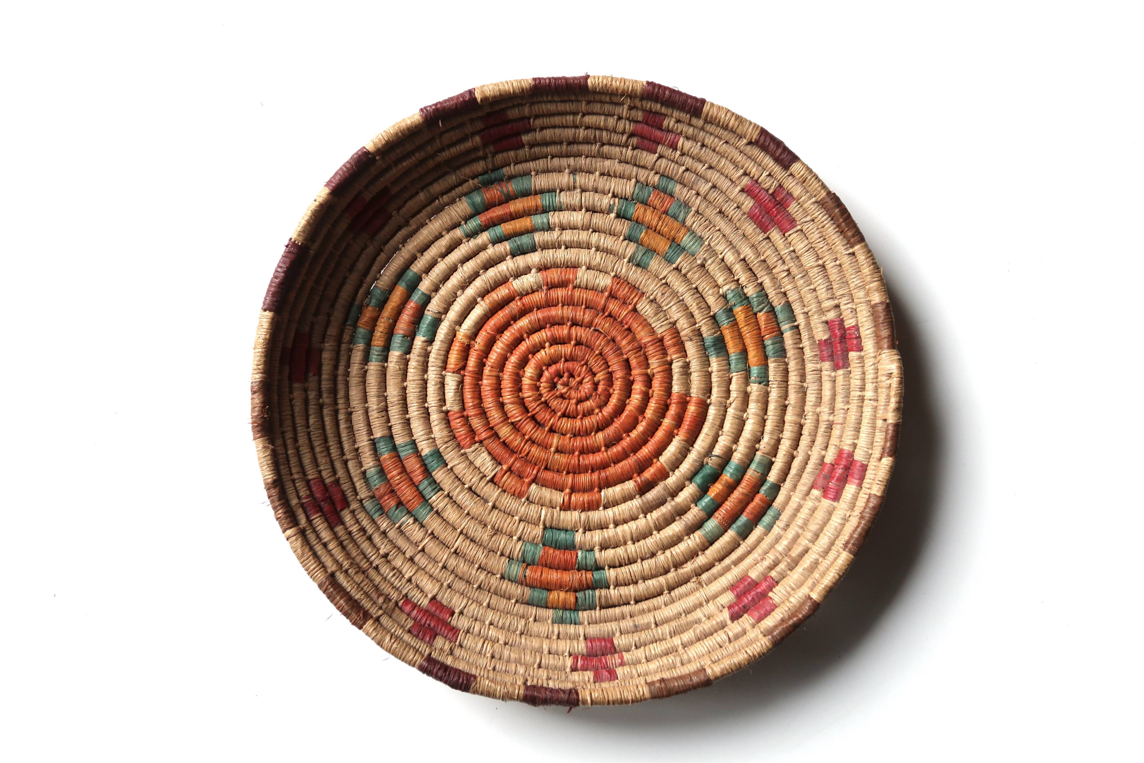 Empty braided pocket African, 70s