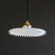 Suspension in white opaline crenellated edges with new cable and new brass socket