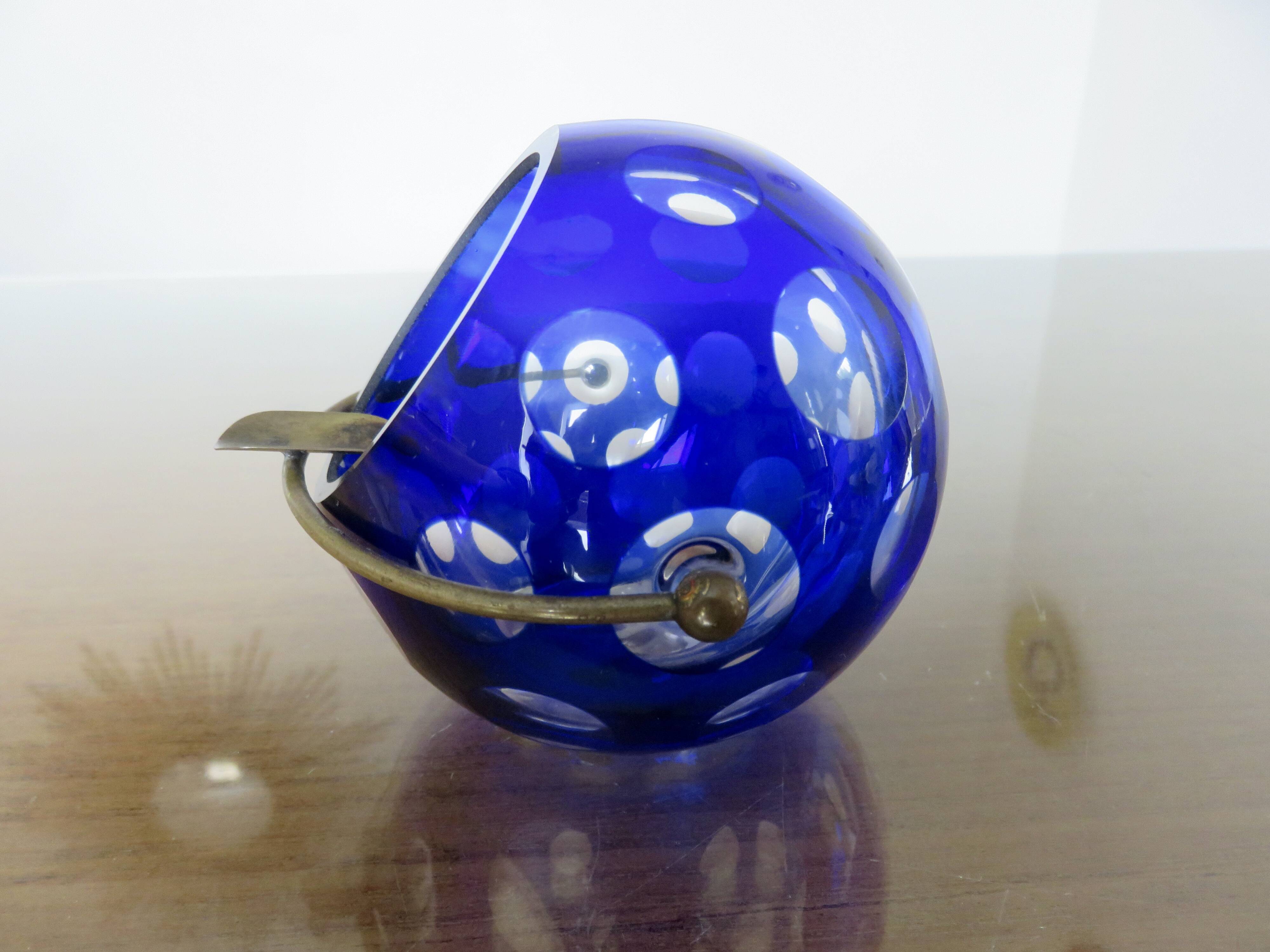 Crystal ashtray by Marita Voigt for HARZKRISTALL, 1970