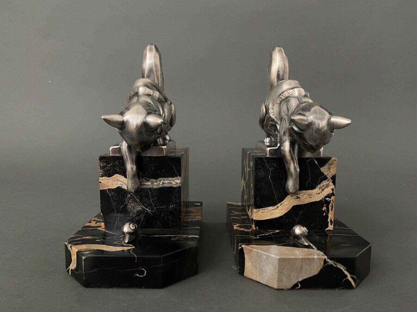 Pair of Hippolyte Moreau Art Deco spelter cat bookends