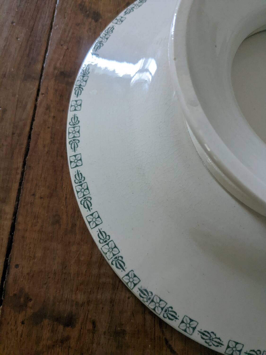 Clara fruit bowl, Gien, iron earth
