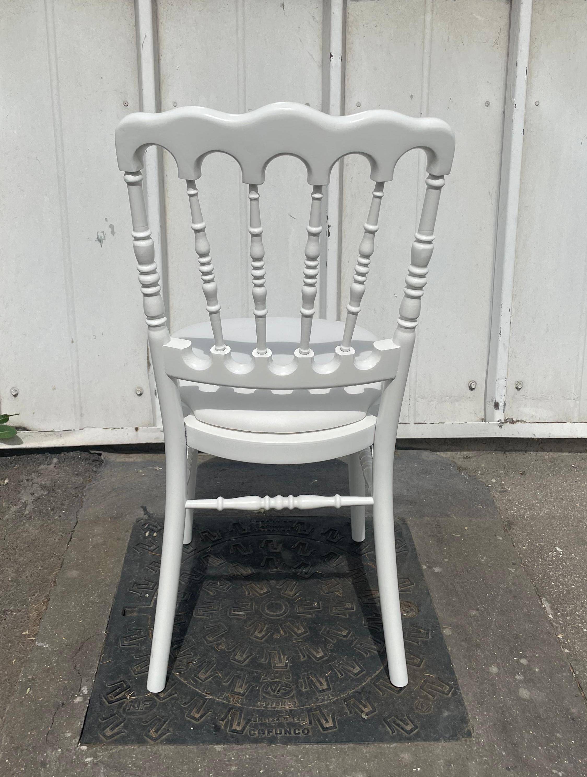 Suite de 10 chaises Napoléon III