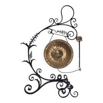 Arts & Crafts giant antique gong, wrought iron & brass, Townshends style, 1890`s ca, English