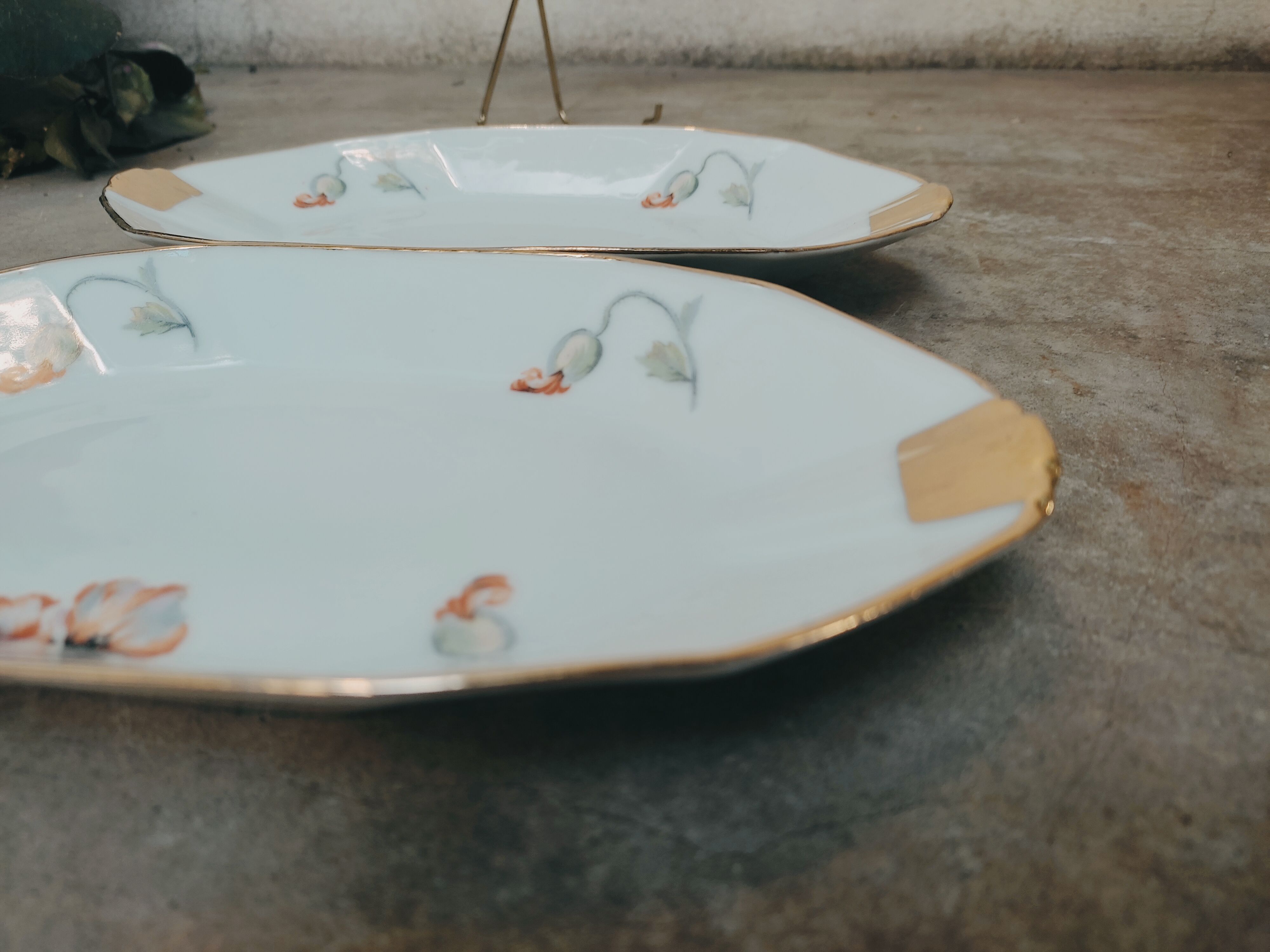 2 art deco porcelain raviers