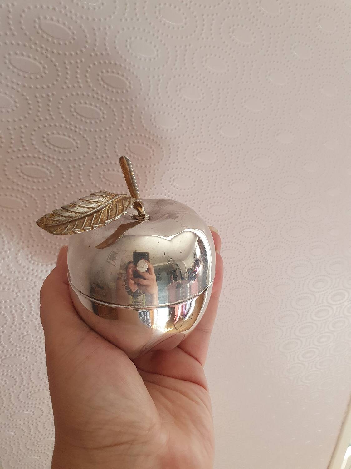 Vintage hollywood regency style apple shaped silver metal box