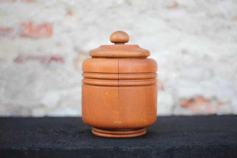 Art Deco wooden box, storage box, turned wooden pot, pot with lid, interior decoration.