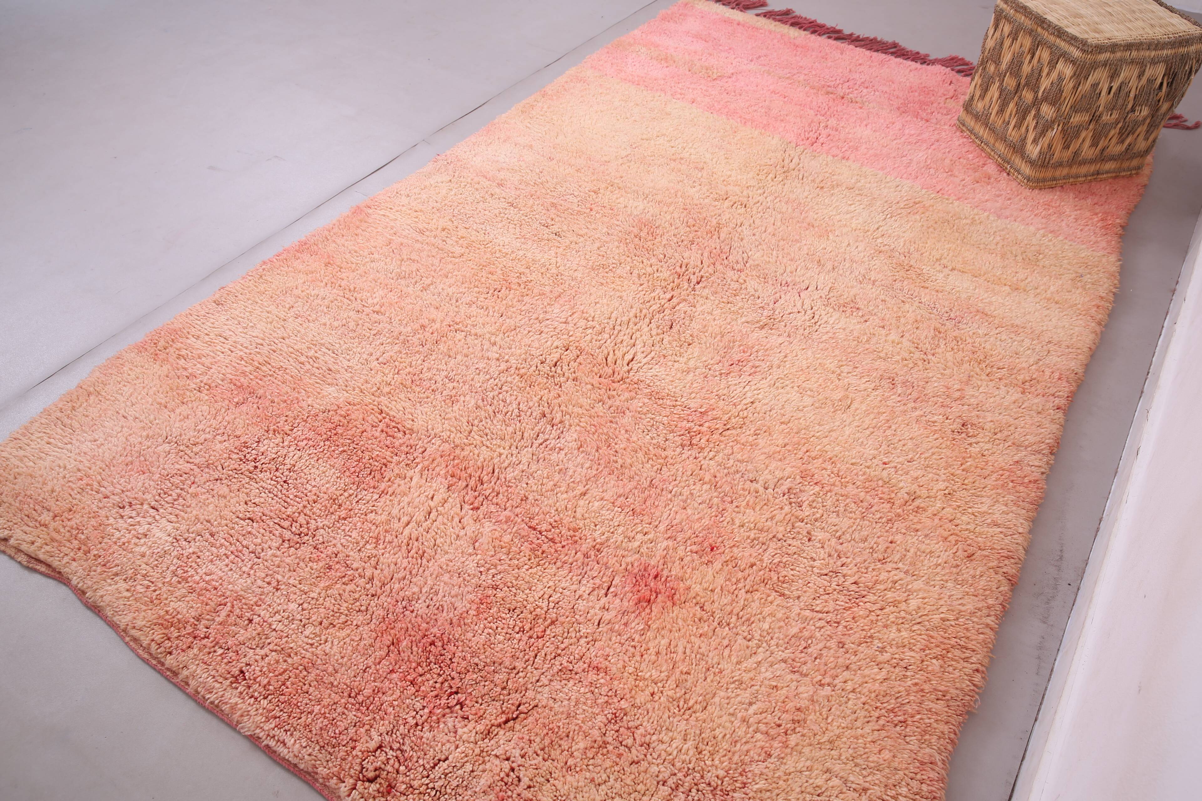 Peach Vintage Moroccan Rug 169 x 285 cm - Berber Wool Rug - Handmade Rug